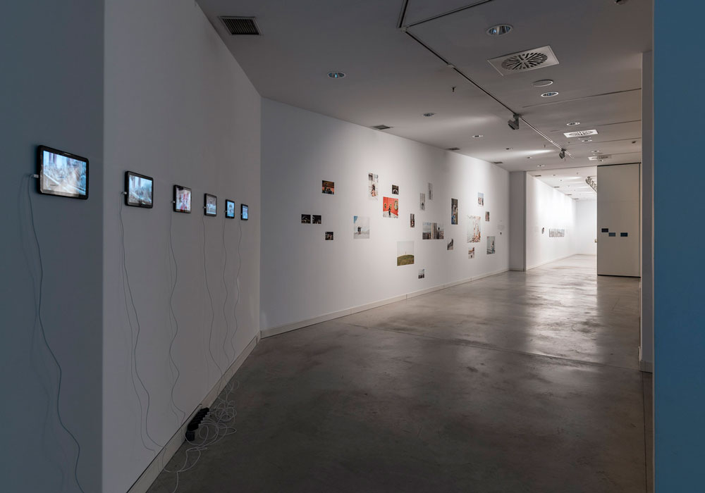 Exposición 'LIKE' de Eduardo Nave en Centro de Arte de Alcobendas. Estudio Paco Mora