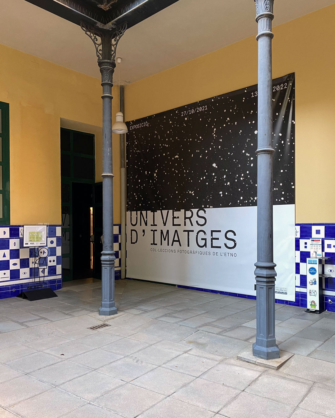 ‘UNIVERS D'IMATGES’. LETNO. Estudio Paco Mora.